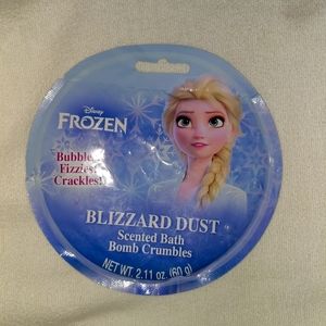 Disney Frozen Blizzard Dust scented bath bomb crumbles New
